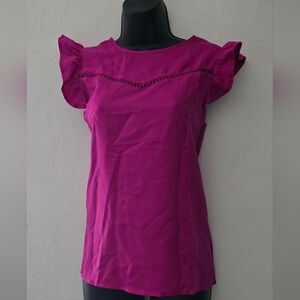 Classic solid ruffle sleeve top NWOT